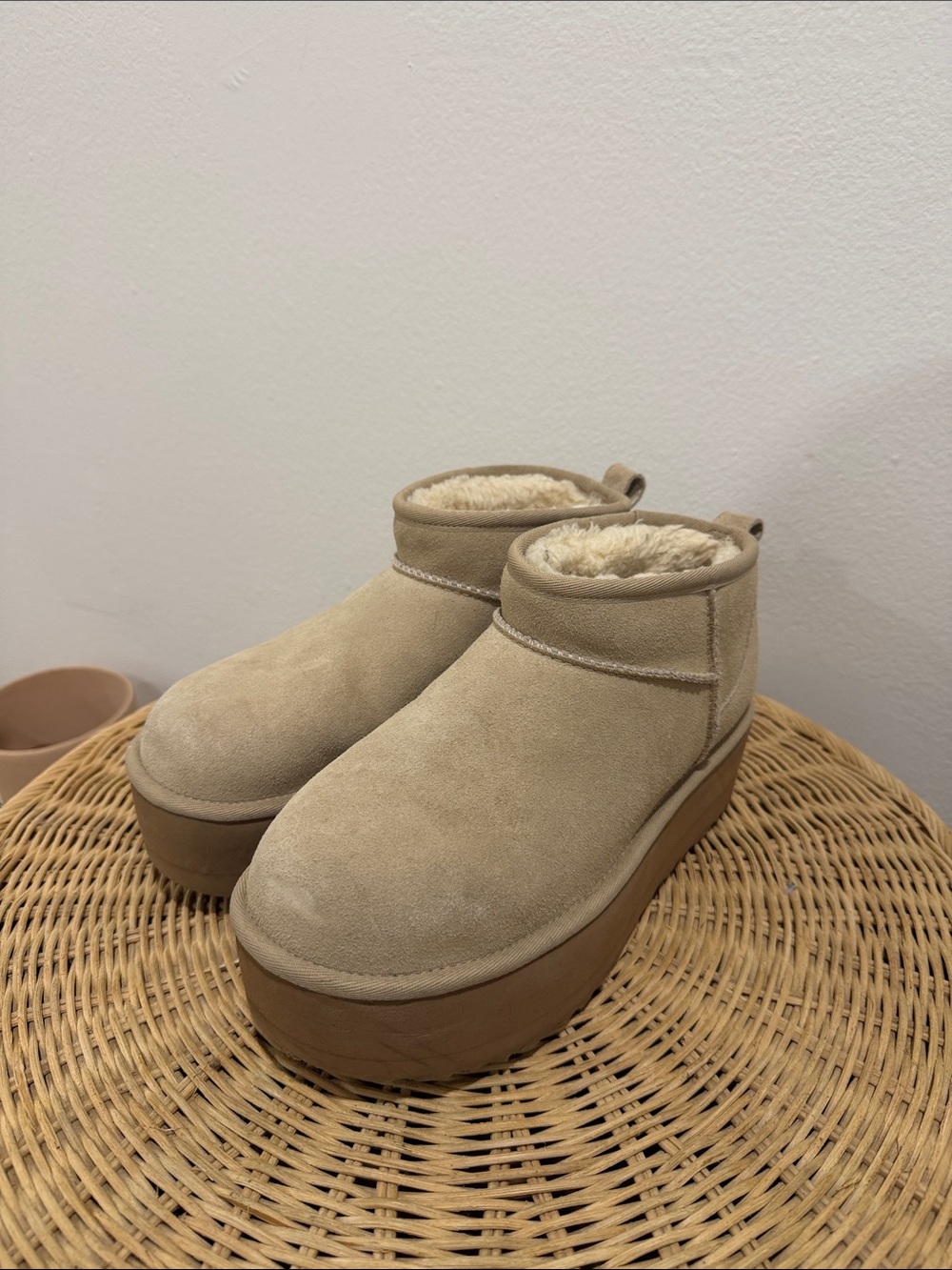 Ugg Classic Platform Ultra Mini Ankle Boots size 7